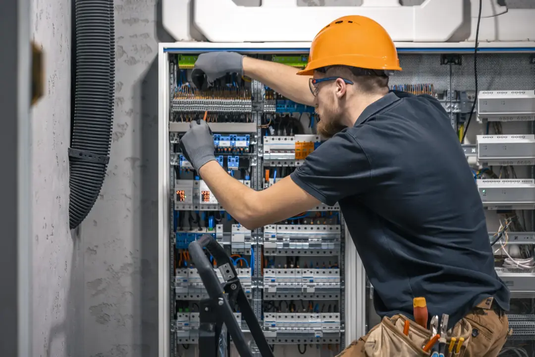 Signs Your Business Needs a Commercial Electrician